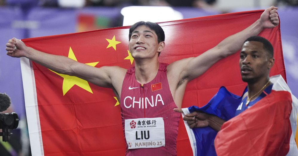 波兰主帅：希望面对荷兰能有更多控球；已证明能与他们抗衡