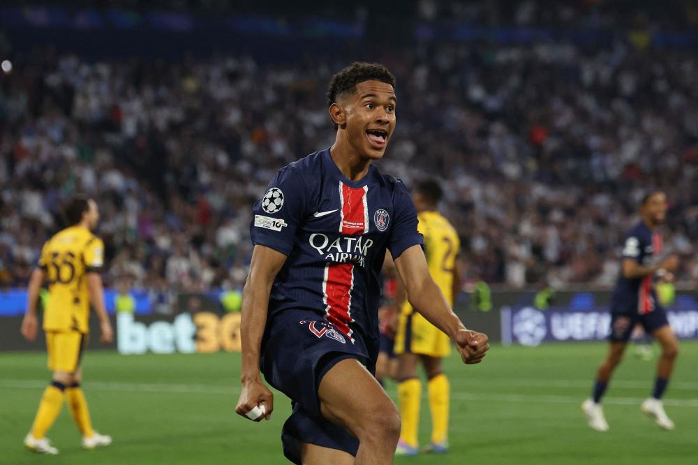 杨瀚森2分1篮板1助攻1盖帽，本赛季第二次没有失误和犯规