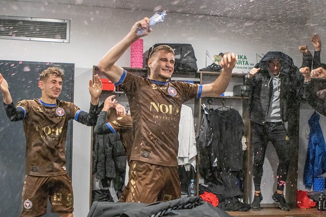 与巴萨的争 与巴萨的争